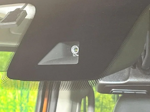 Mitsubishi DELICA MINI T　プレミアム photo 3