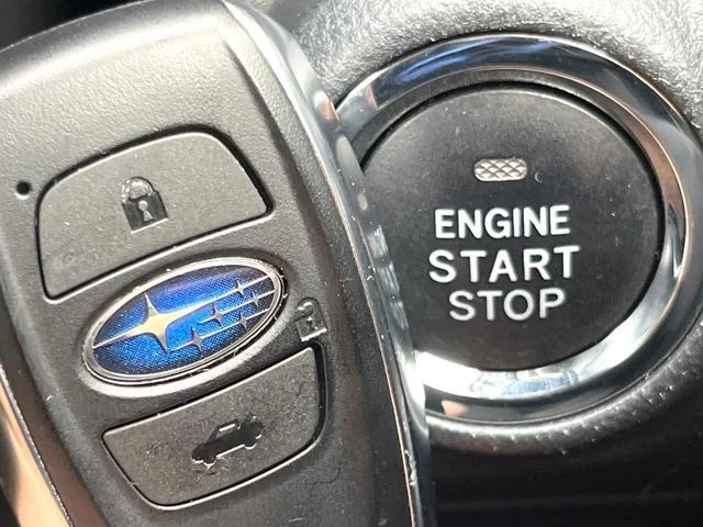 Subaru IMPREZA SPORT 1．6i−L　アイサイト　Sスタイル photo 3
