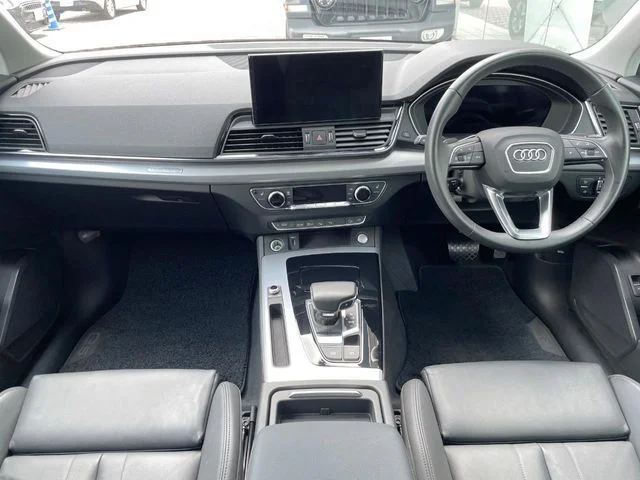Audi AUDI Q5 40　TDI　クワトロ　アドバンスド photo 2
