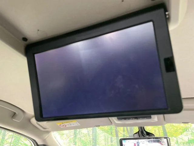 Nissan SERENA S-HYBRID ハイウェイスター　V photo 4