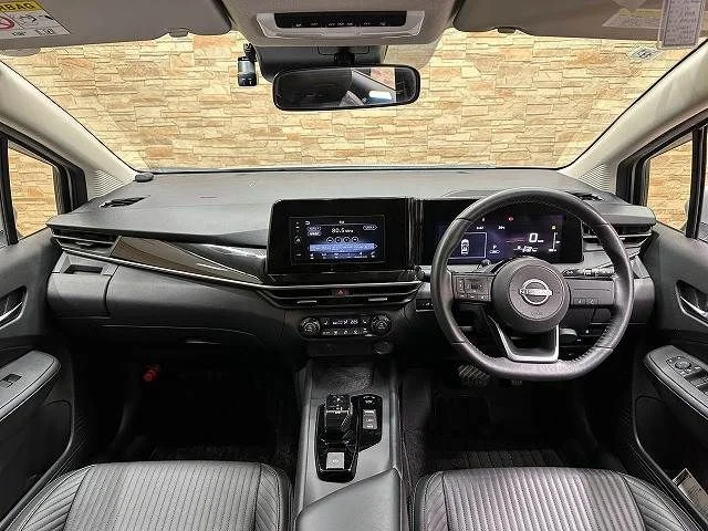 Nissan NOTE 4WD X　FOUR photo 2