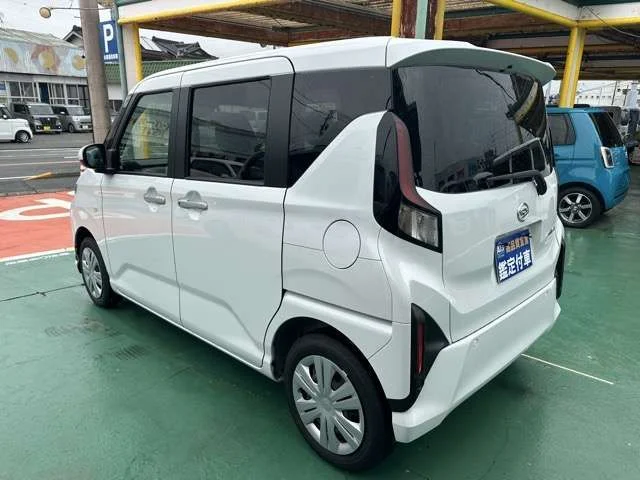 Daihatsu MOVE X photo 4