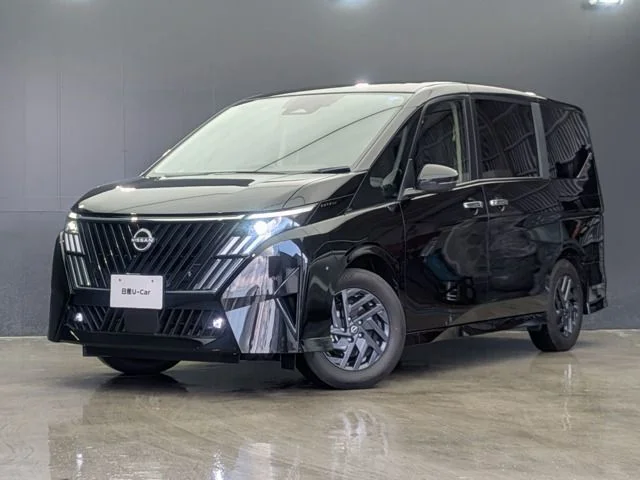 Nissan SERENA WG e−POWER　ハイウェイスター　V 2026