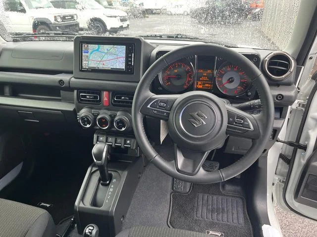 Suzuki JIMNY 4WD XC photo 2