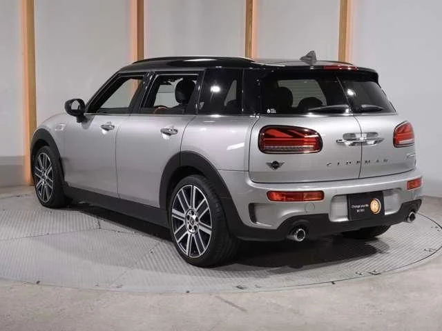 Bmw MINI COOPER SD CLUBMAN ベースグレード photo 2
