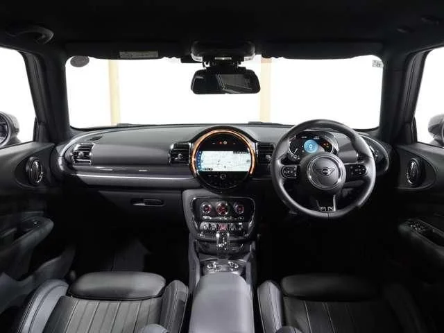 Bmw MINI COOPER SD CLUBMAN ベースグレード photo 3
