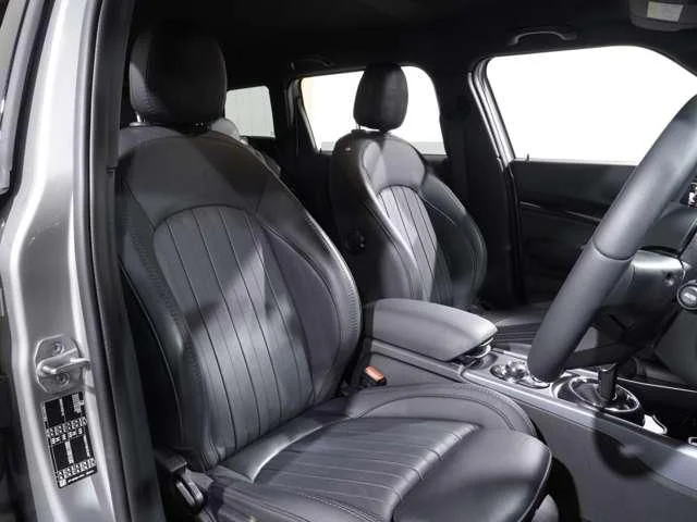 Bmw MINI COOPER SD CLUBMAN ベースグレード photo 4