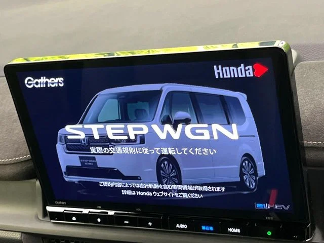 Honda STEPWAGON e:HEV SPADA プレミアムライン photo 4