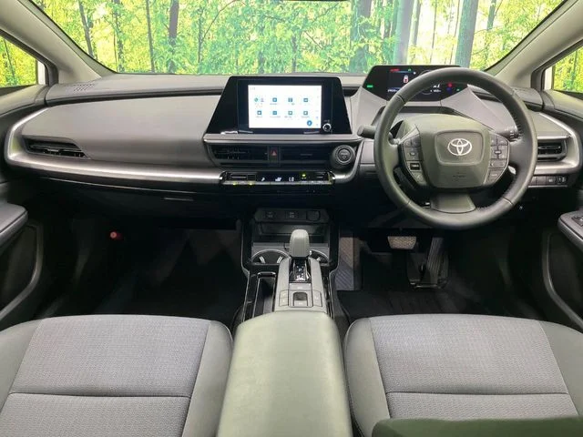Toyota PRIUS X photo 2