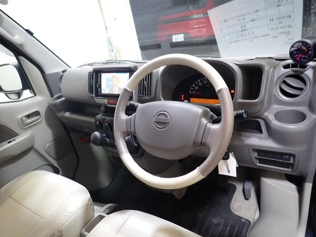 Nissan NV100 CLIPPER 4WD GX　HR photo 2