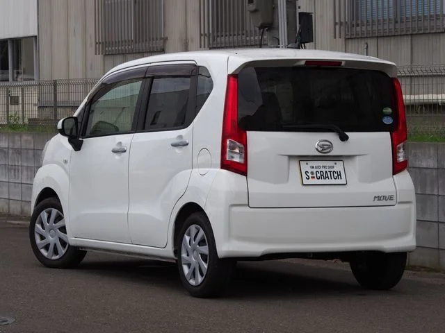 Daihatsu MOVE L photo 3