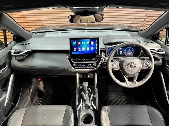 Toyota COROLLA CROSS HYBRID Z photo 2