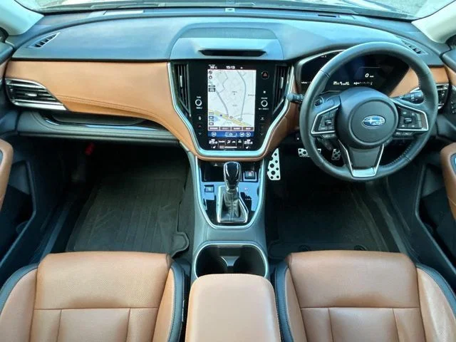 Subaru LEGACY OUTBACK リミテッド　EX photo 2