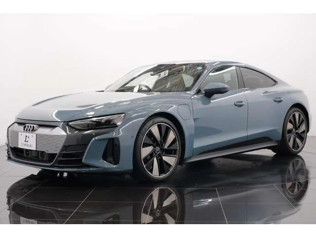 Audi AUDI e-tron GT クワトロ photo 3