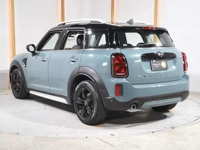 Bmw MINI COOPER D CROSSOVER ベースグレード photo 2