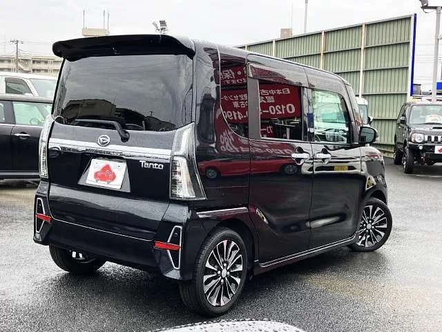 Daihatsu TANTO CUSTOM RS photo 3