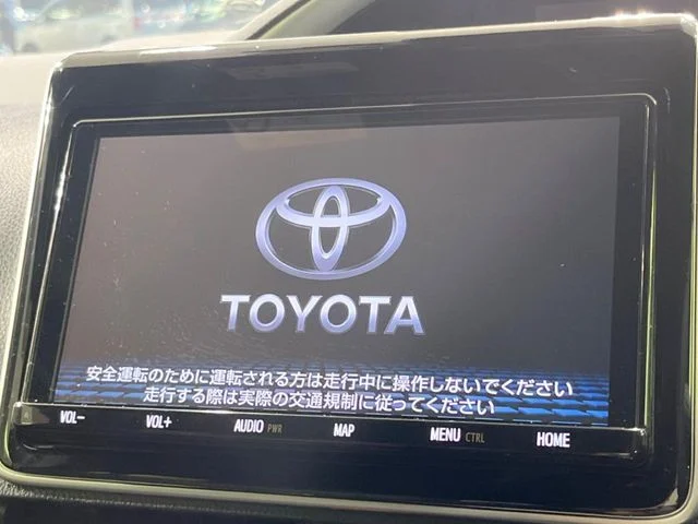 Toyota VOXY ZS　煌2 photo 4