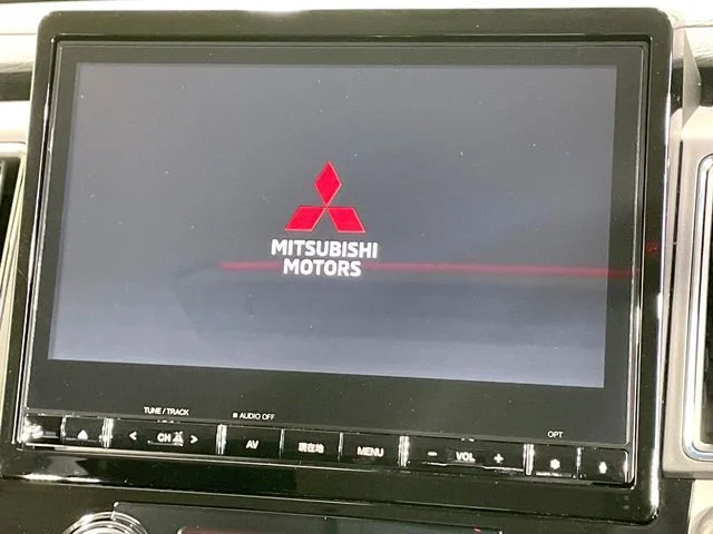 Mitsubishi DELICA D:5 4WD P photo 4