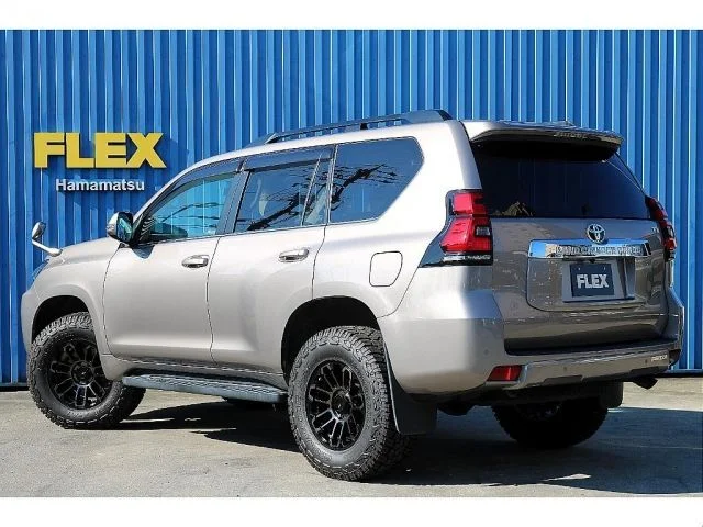 Toyota LANDCRUISER PRADO TX　Lパッケージ photo 4