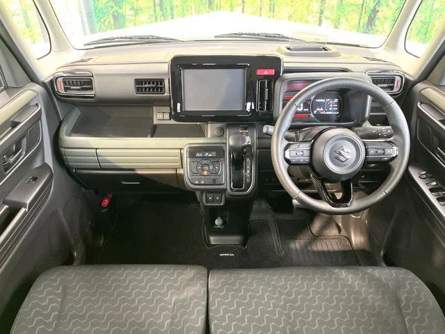 Suzuki Spacia GEAR ハイブリッドXZ photo 2