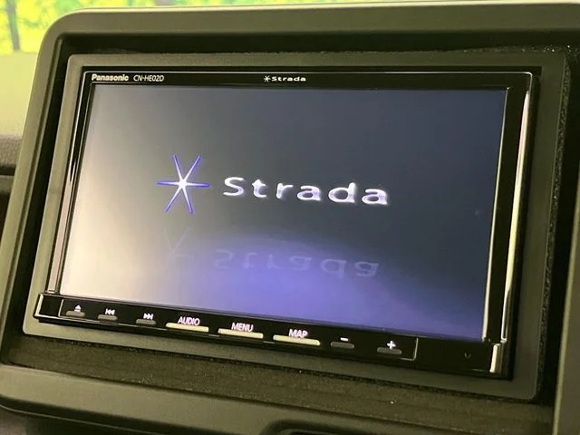 Honda N BOX CUSTOM ベースグレード photo 3