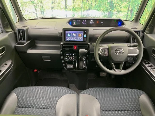 Daihatsu TANTO CUSTOM X photo 2