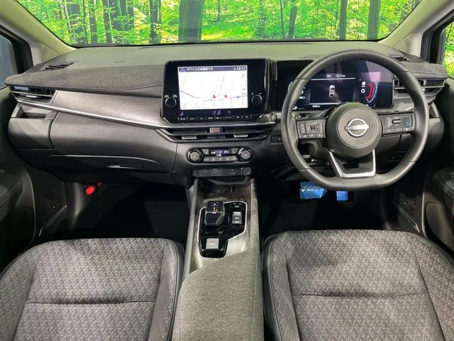 Nissan AURA G　FOUR photo 2