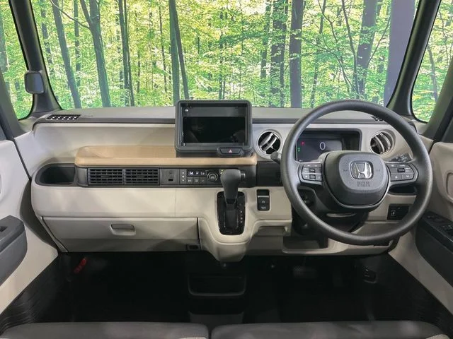 Honda N BOX 4WD ベースグレード photo 2