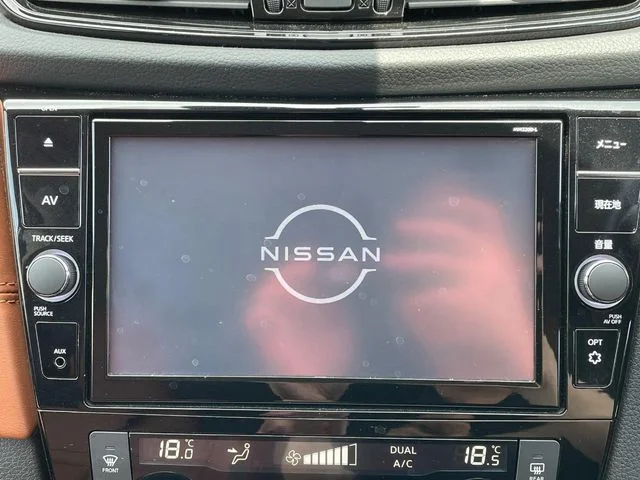 Nissan X-TRAIL 4WD 20XiレザーエディションVセレクション photo 3