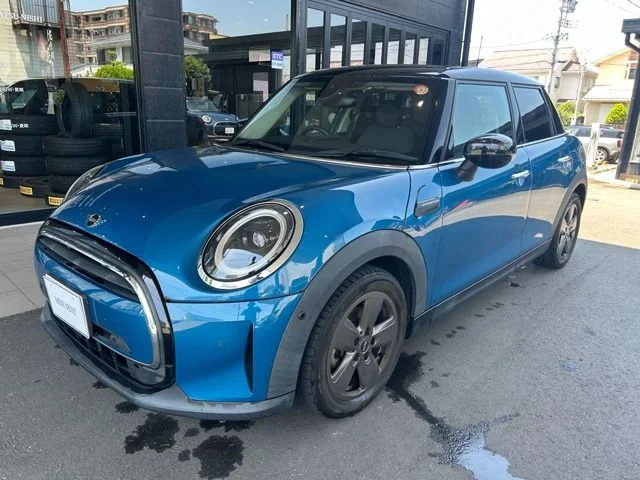 Bmw MINI COOPER 5DOOR ベースグレード 2022