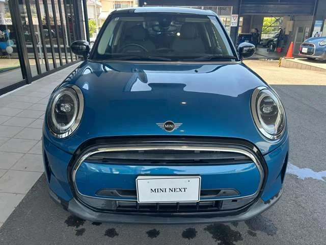 Bmw MINI COOPER 5DOOR ベースグレード photo 2