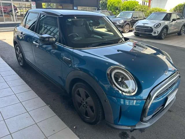 Bmw MINI COOPER 5DOOR ベースグレード photo 3