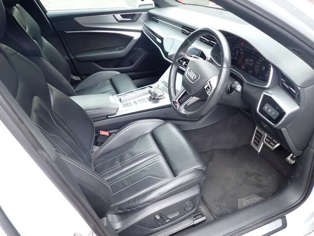 Audi AUDI A6 AVANT 55　TFSI　クワトロ　Sライン photo 2