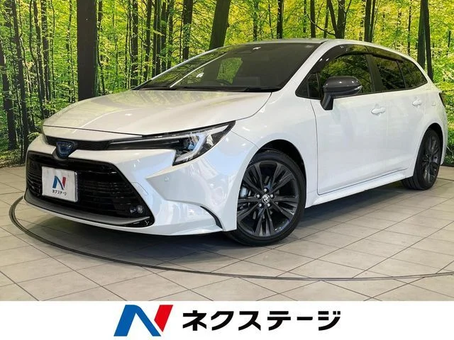 Toyota COROLLA TOURING HYBRID ハイブリッド　WxB 2024