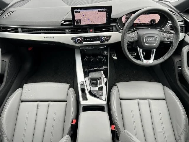 Audi AUDI A4 AVANT Sライン　コンペティションプラス photo 2