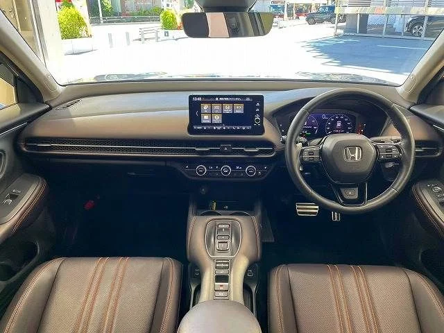 Honda ZR-V e:HEV Z photo 2
