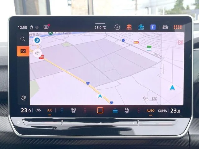 Volkswagen VOLKSWAGEN GOLF R ブラックエディション photo 4