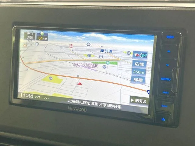 Mitsubishi DELICA MINI T　プレミアム photo 4