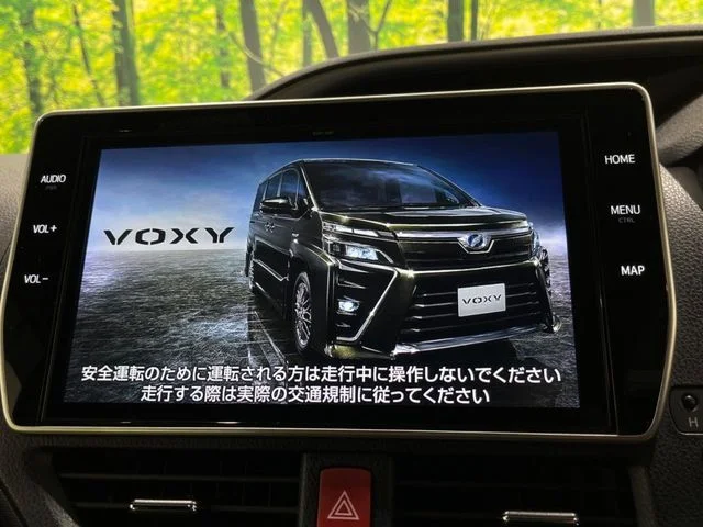 Toyota VOXY HYBRID ZS　煌2 photo 4