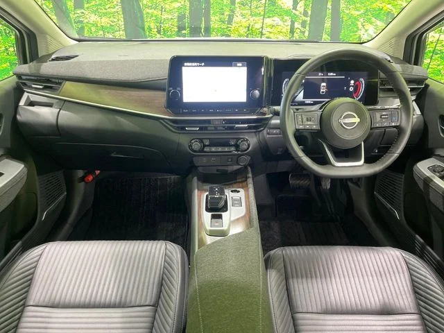 Nissan AURA G　FOUR　レザーエディション photo 2
