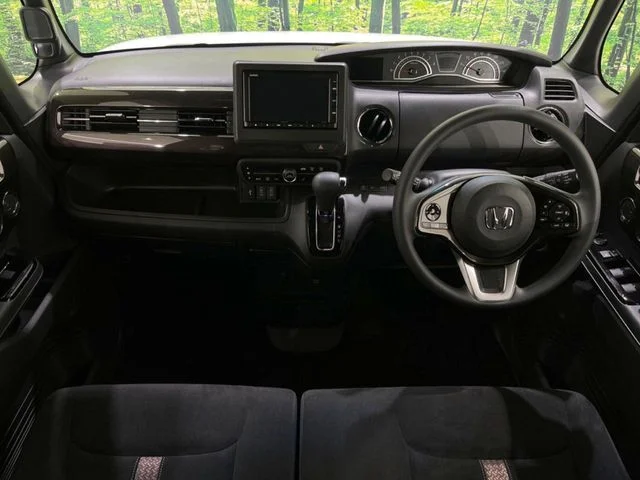 Honda N BOX CUSTOM G　L　ホンダセンシング photo 2
