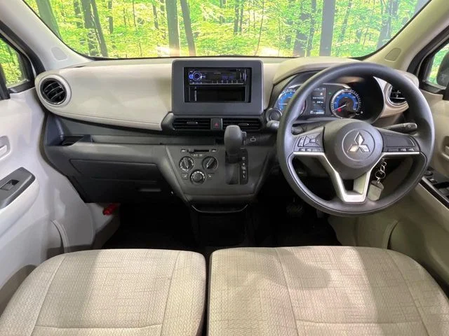 Mitsubishi eK WAGON M photo 2