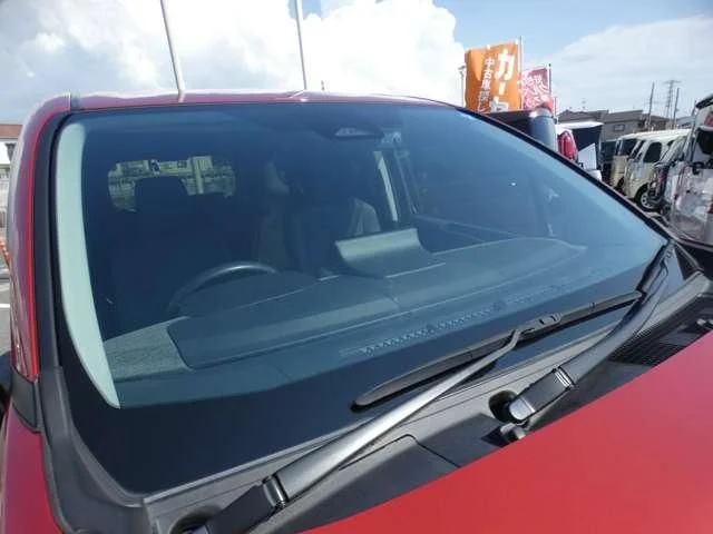 Toyota SIENTA HYBRID Z photo 3