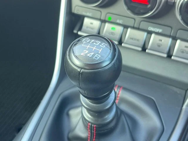 Subaru BRZ S photo 3