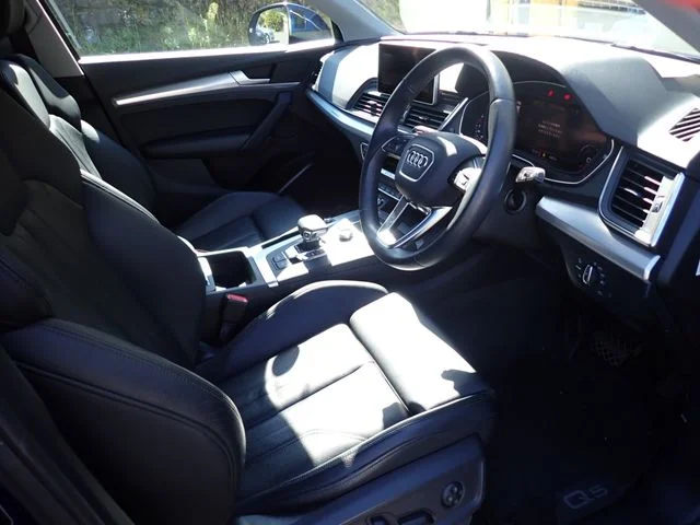 Audi AUDI Q5 40　TDI　クワトロ　スポーツ photo 2