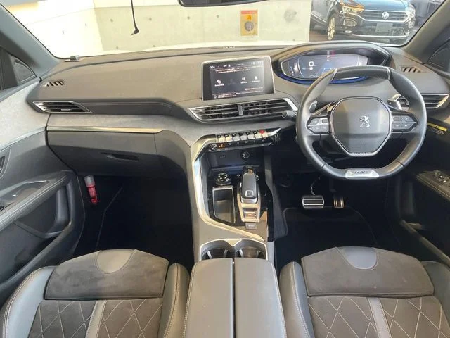 Peugeot PEUGEOT 3008 GT　ブルーHDi photo 2