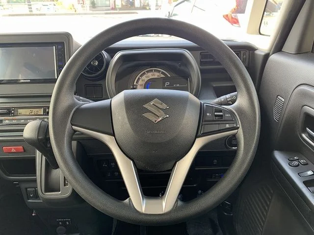 Suzuki Spacia BASE XF photo 4