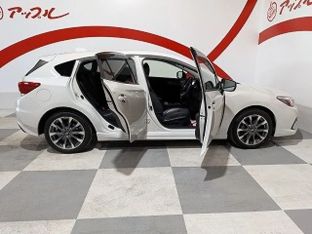 Subaru IMPREZA SPORT 4WD 1．6i−S　アイサイト photo 4
