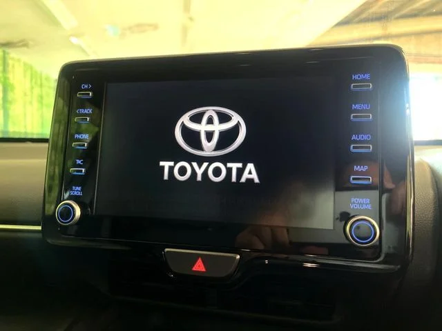 Toyota YARIS CROSS HYBRID Z photo 3