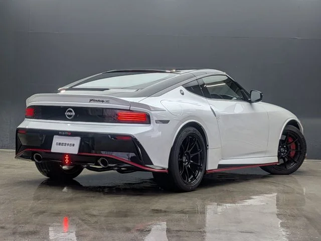 Nissan FAIRLADY Z ニスモ photo 2